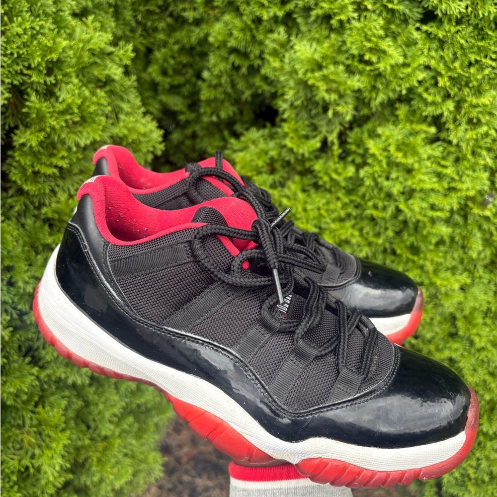 Air Jordan 11 Retro Low ‘Bred’